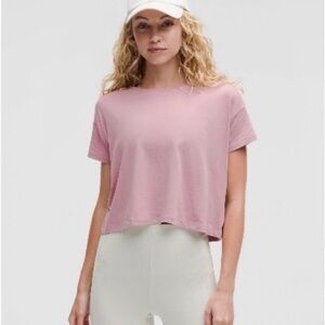 lululemon athletica Rose Blush Crop Top . Size 8